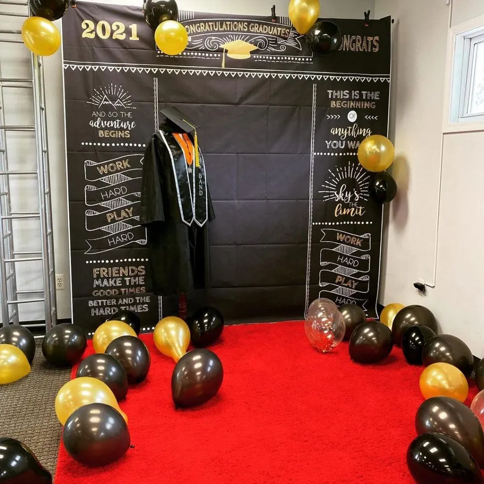 17. Backdrop Banner — photo inspiration