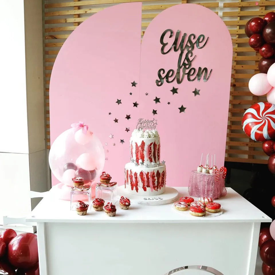 2. Strawberry Party — photo inspiration
