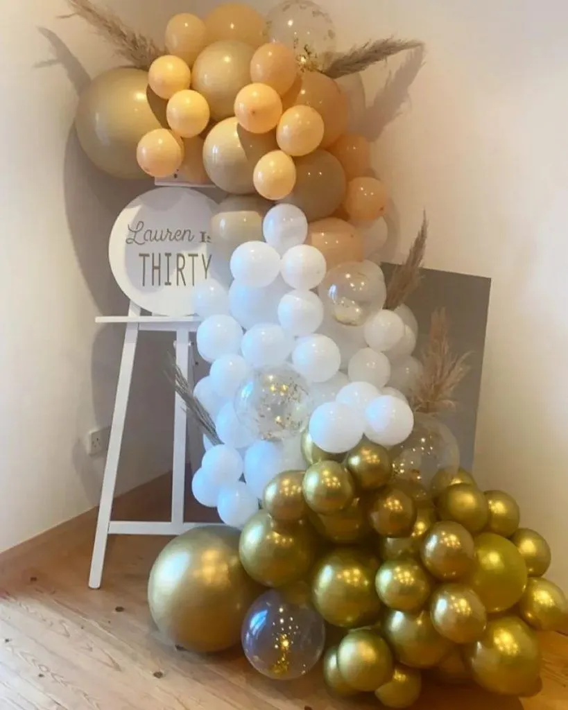 7. Golden Party — photo inspiration