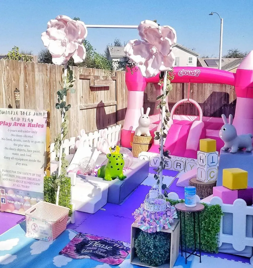 7. Play Area — photo inspiration