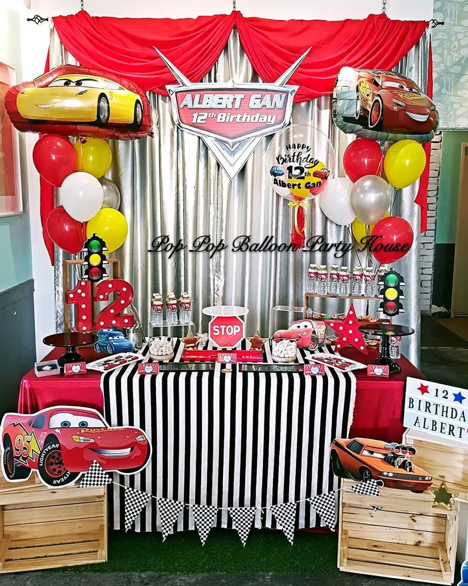 11. Cars Party — photo inspiration