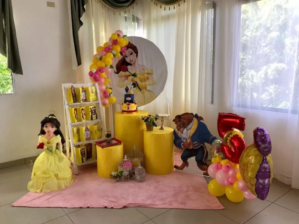 9. Beauty and the Beast Party — photo inspiration