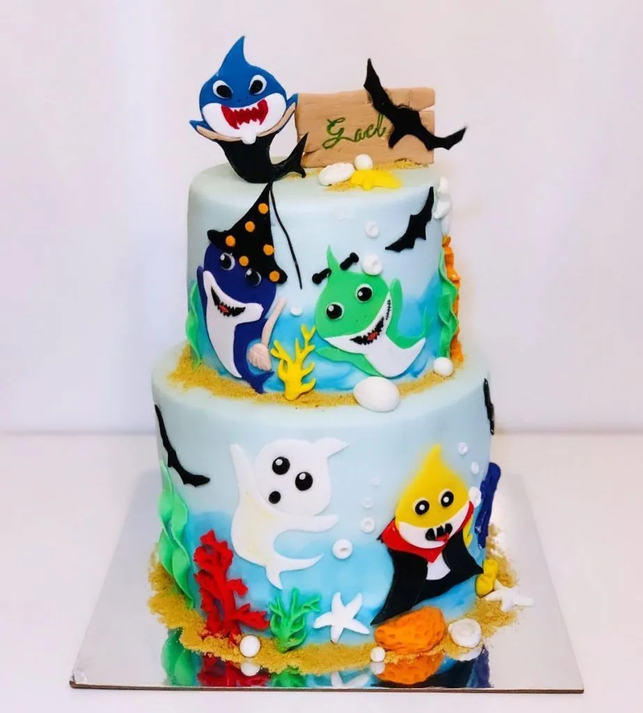 20. Purple Baby Shark Birthday Cakes — photo inspiration