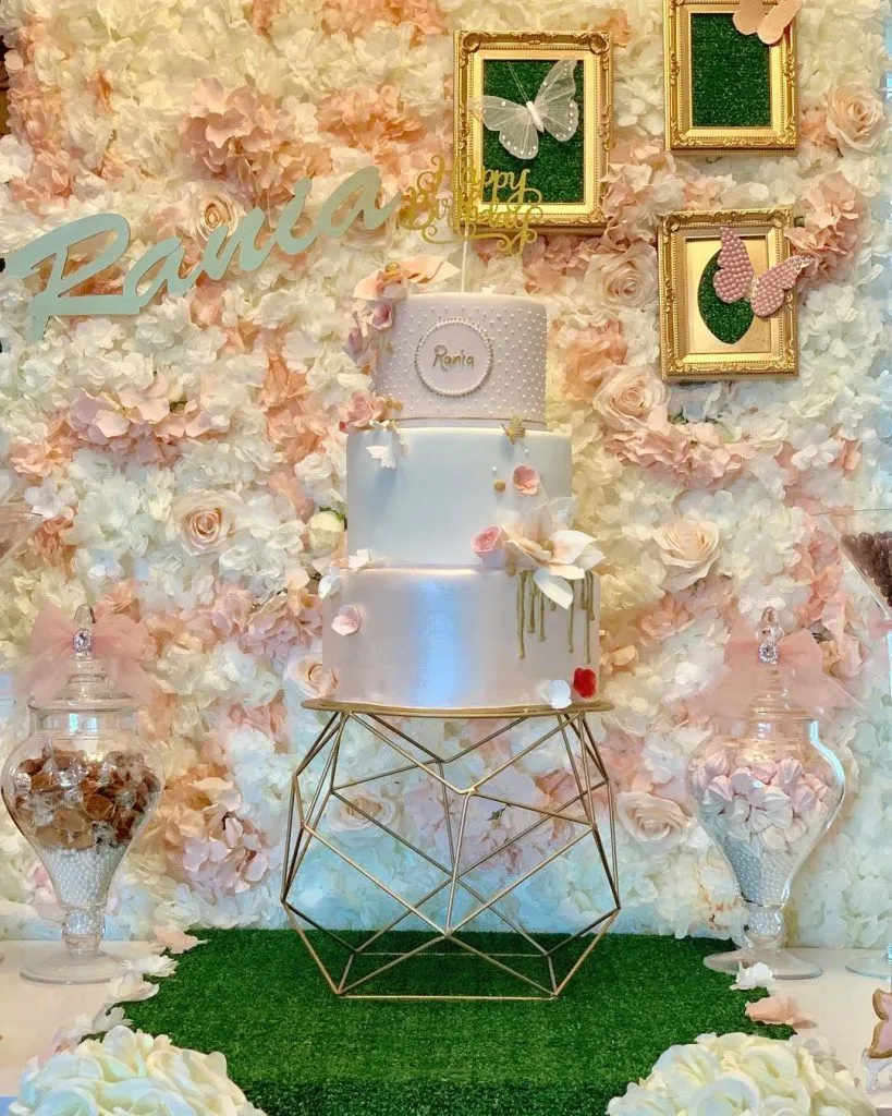 10. Donut Decor — photo inspiration
