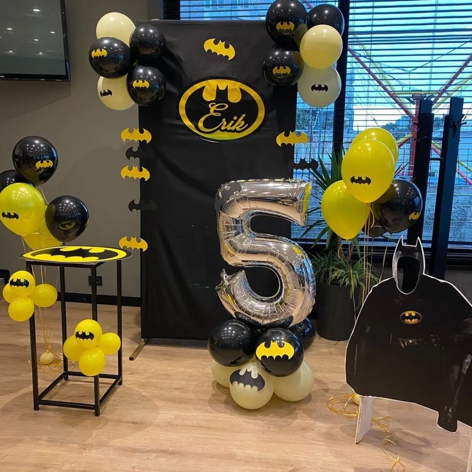 19. Batman Party — photo inspiration