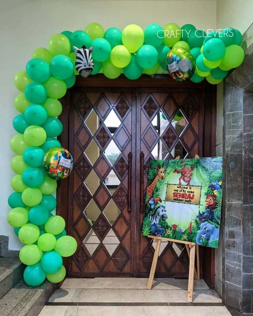 10. Party Entry — photo inspiration