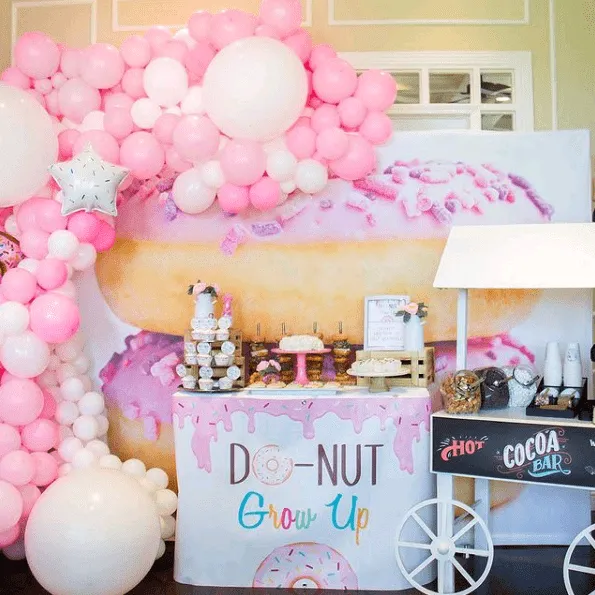 4. Donut Backdrop — photo inspiration