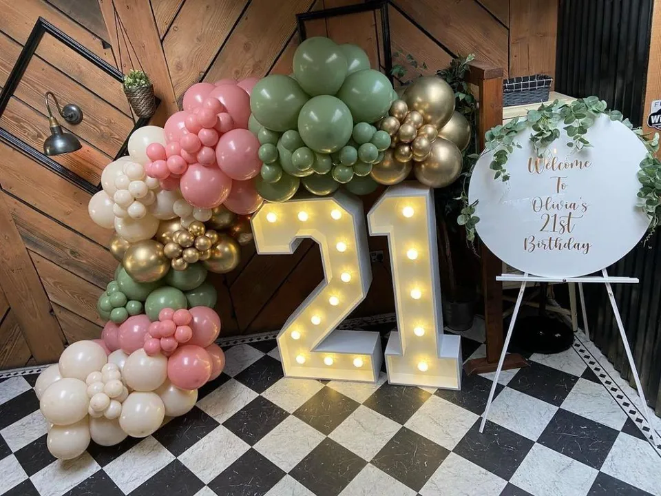 10. Different Party — photo inspiration