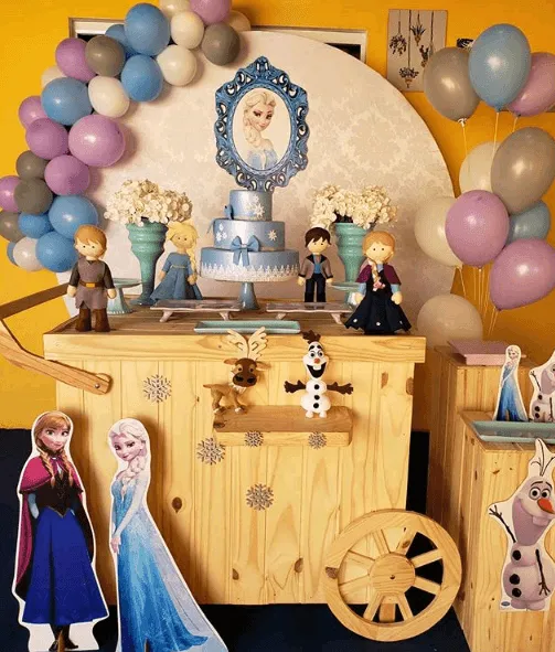 7. Frozen Toys — photo inspiration