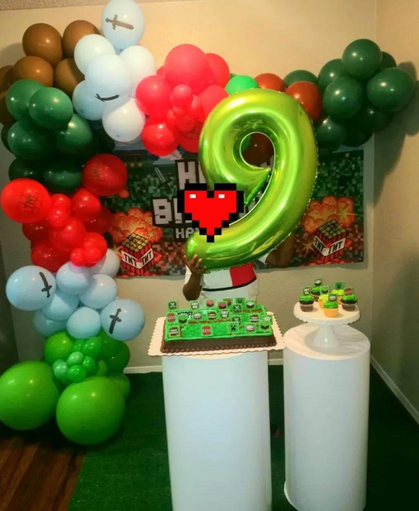 16. Minecraft Party — photo inspiration