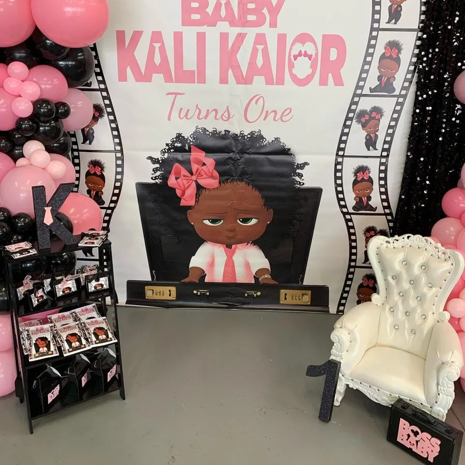 9. Minimal Design Boss Baby Girl Birthday — photo inspiration