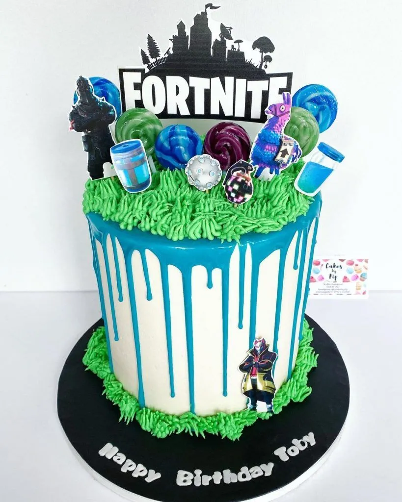 16. Printed Cake — photo inspiration
