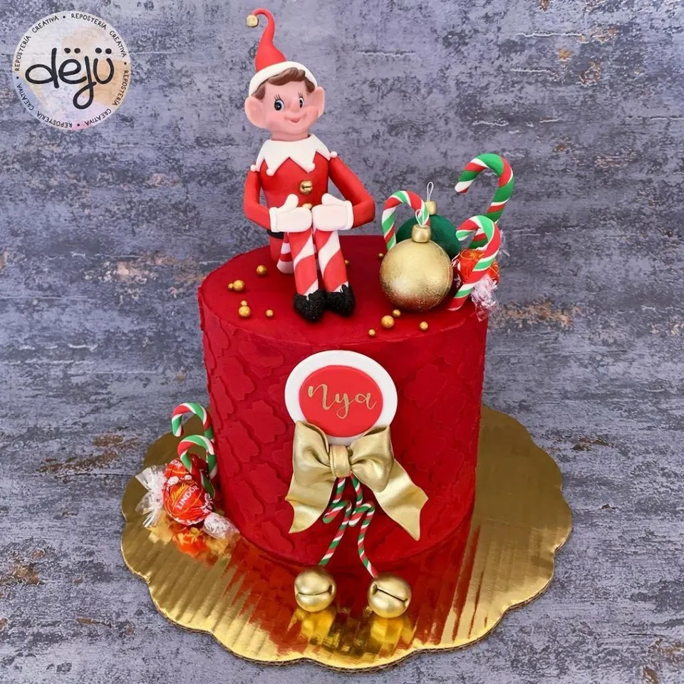 5. Red Cake — photo inspiration
