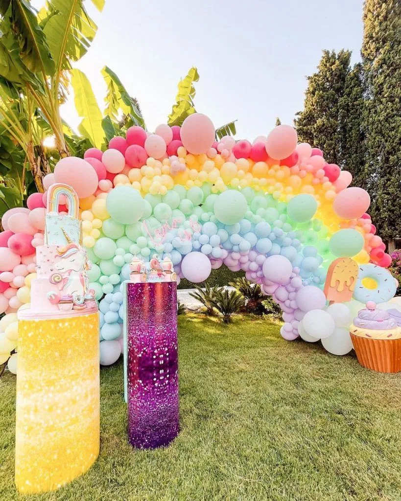 8. Flower Decor — photo inspiration