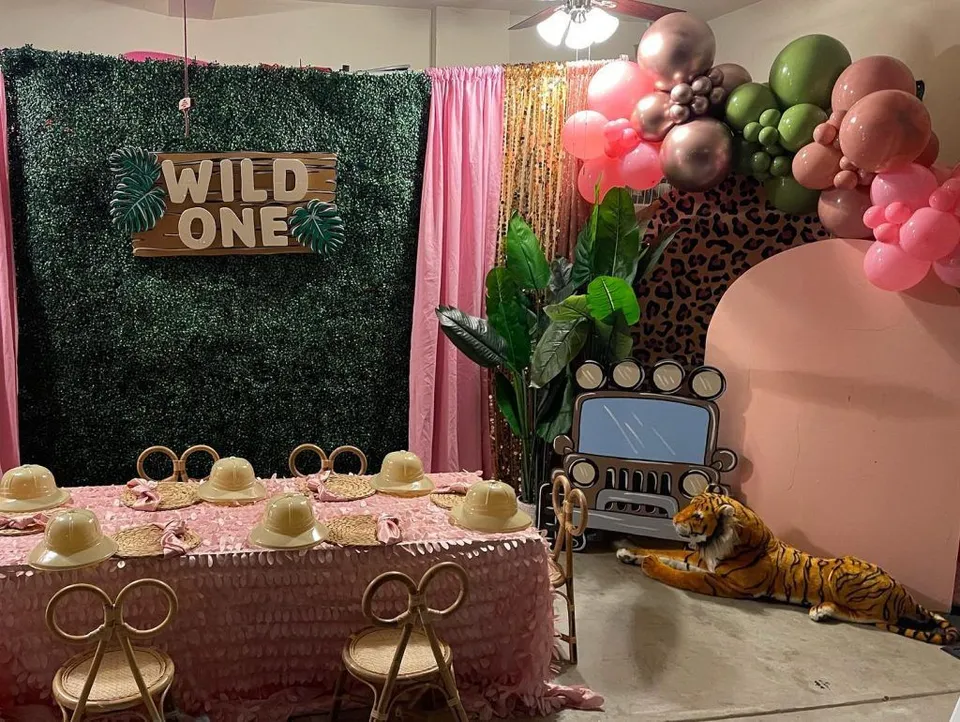 11. Safari Baby Shower Signs — photo inspiration