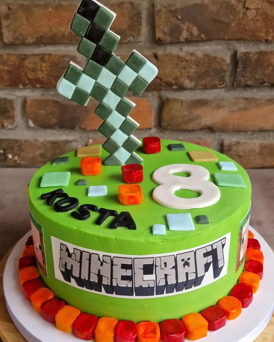 3. Square Cake — photo inspiration