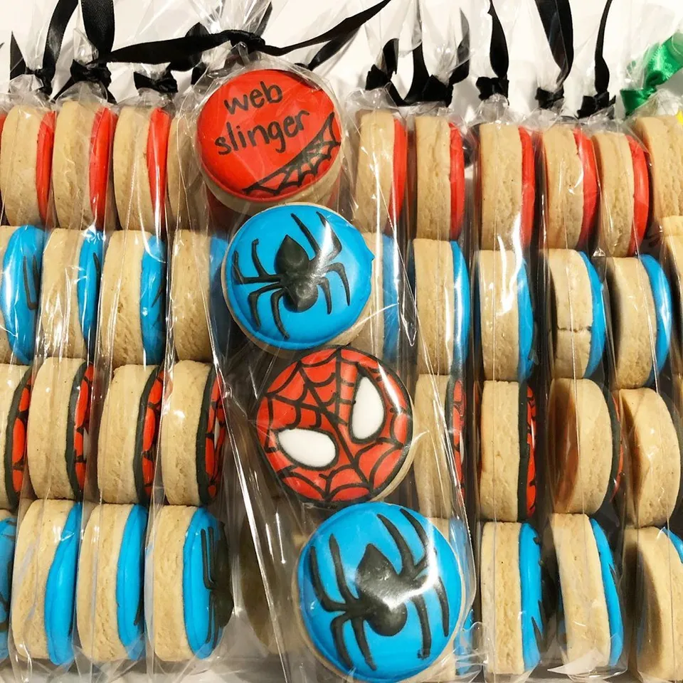 17-  Little bye gifts for spiderman birthday party ideas! — photo inspiration