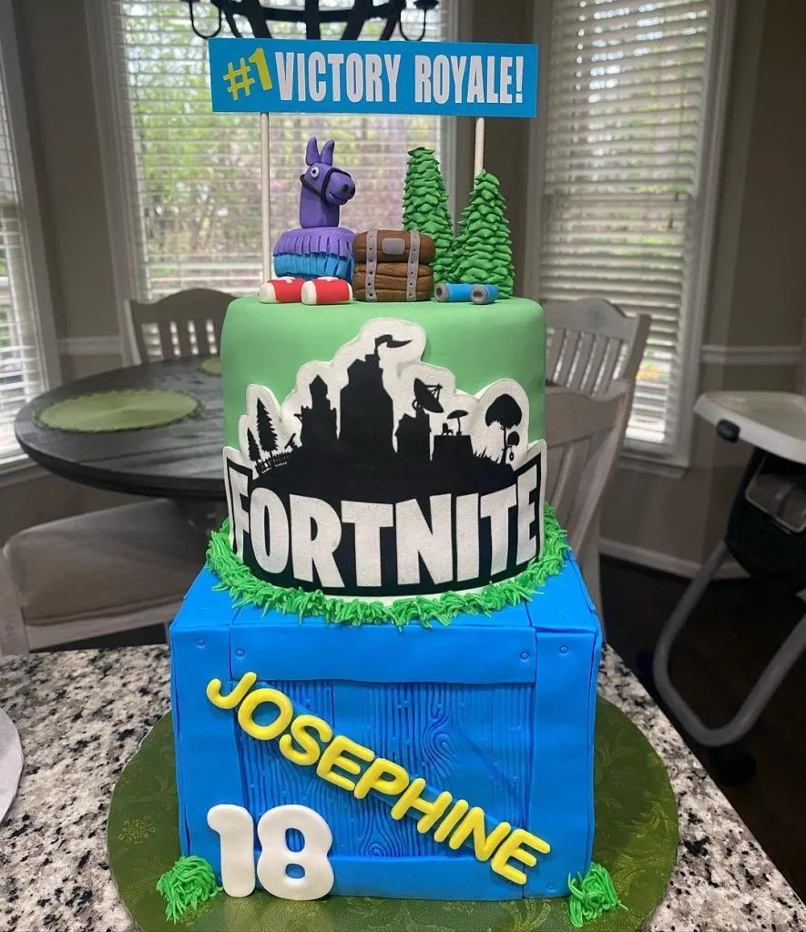 11. Interesting Cake — photo inspiration