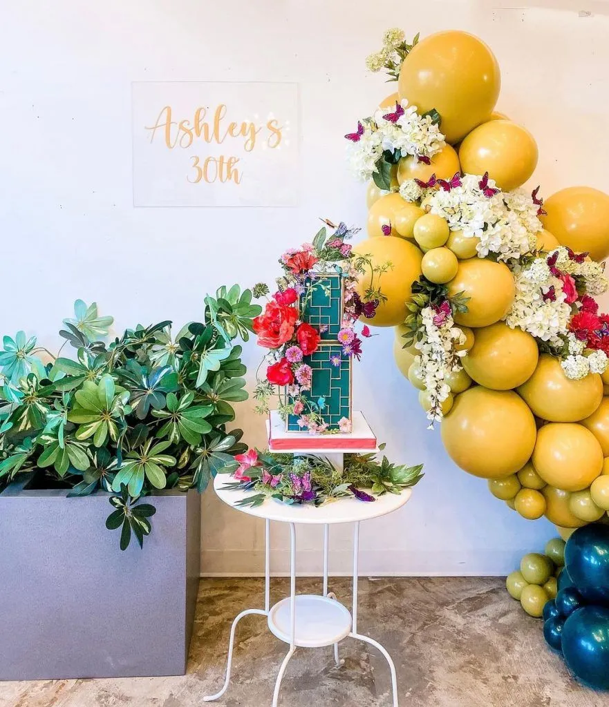 4. Elegant Decor — photo inspiration
