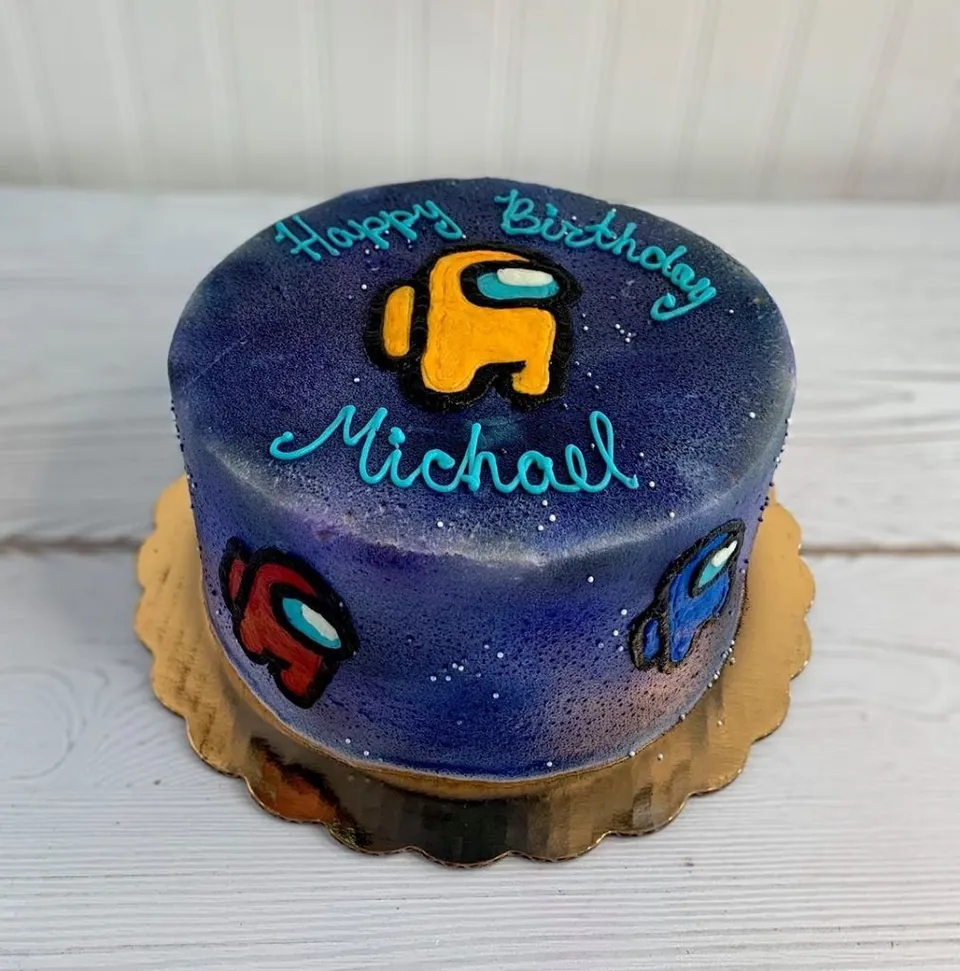3. Shaped Cake — photo inspiration