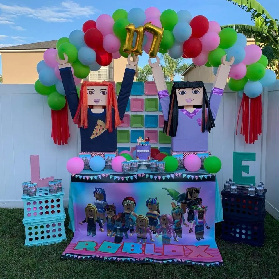 10. Roblox Table Cloth — photo inspiration