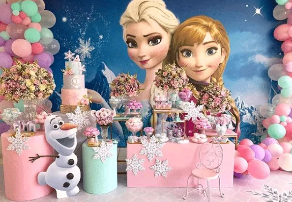 1. Frozen Backdrop Banner — photo inspiration
