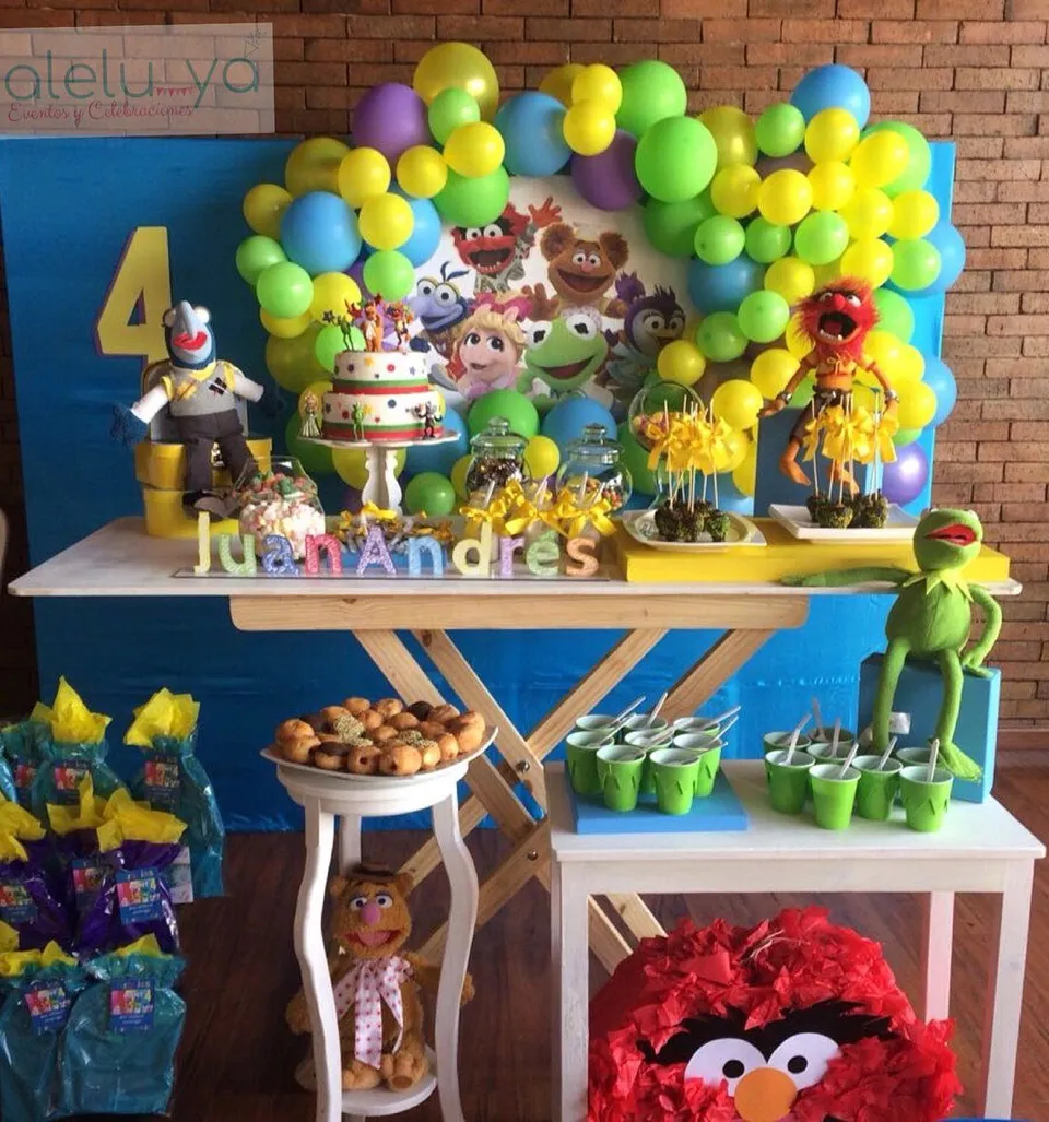 17- Angry Birds Theme — photo inspiration