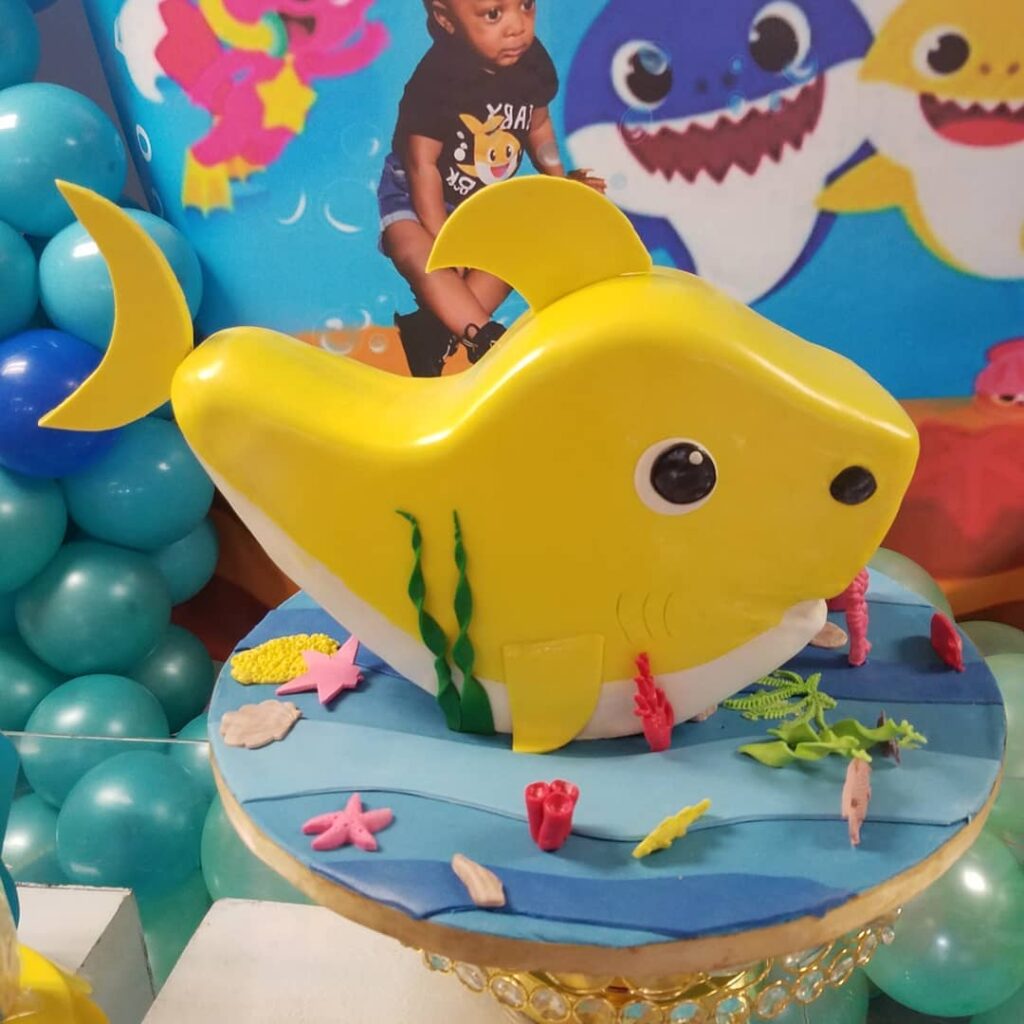 baby shark birthday cake