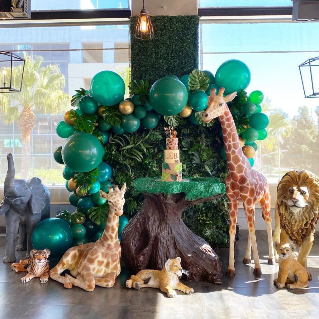 safari jungle birthday party ideas