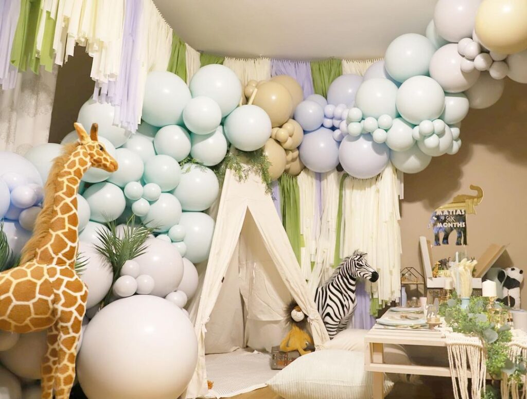 safari jungle birthday party ideas