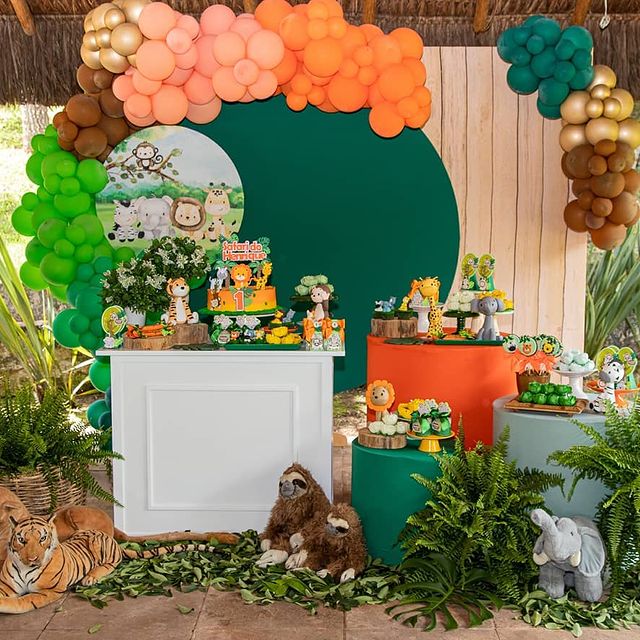 safari jungle birthday party ideas