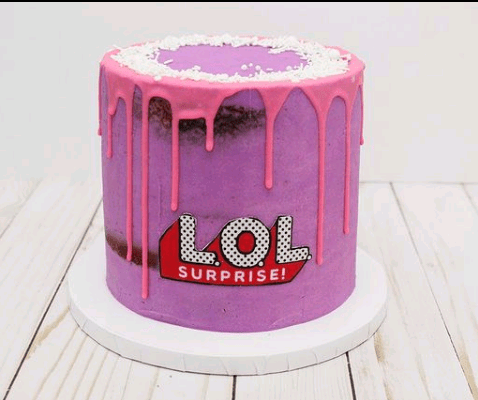 Lol suprise birthday cake